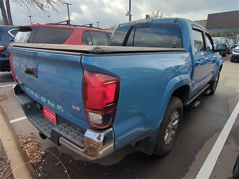 Used 2019 Toyota Tacoma 4x4 Double Cab image 4