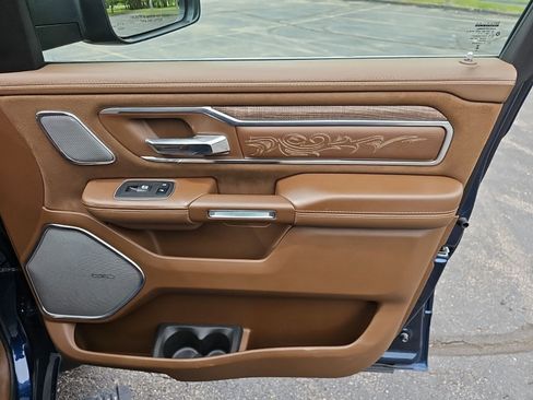 Used 2023 RAM 1500 Limited AWD/4WD image 15
