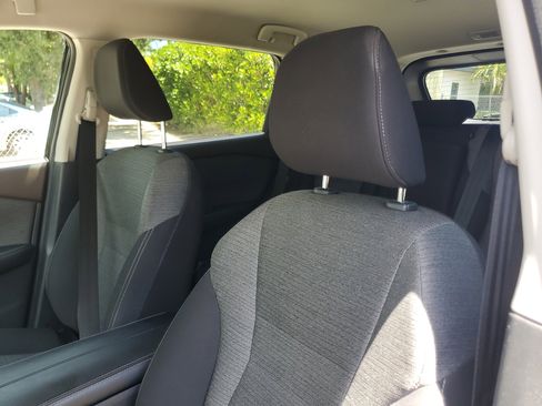 Used 2023 Nissan Rogue SV image 15