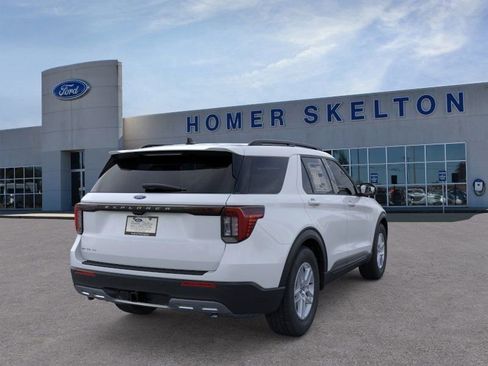 New 2026 Ford Explorer Active w/ Active Comfort Package image 8