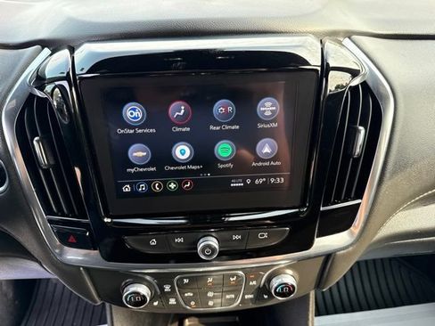 Used 2023 Chevrolet Traverse LT AWD/4WD image 14