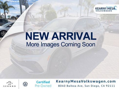 Used 2023 Volkswagen Tiguan SE R-Line image 1