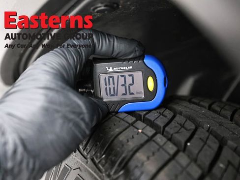 Used 2021 Jeep Renegade Sport image 26