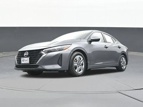 Used 2025 Nissan Sentra S FWD image 54