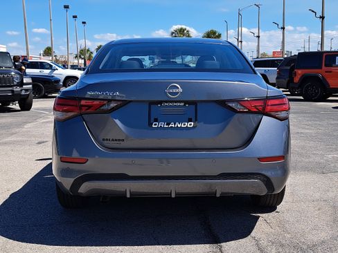 Used 2025 Nissan Sentra S image 6