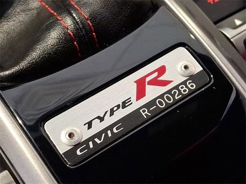 Used 2017 Honda Civic Type R image 24
