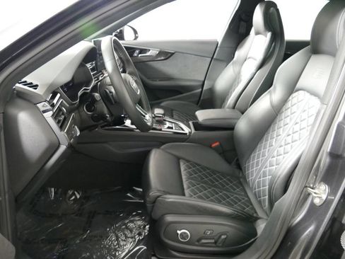 Used 2023 Audi S4 Premium Plus w/ Premium Plus Package AWD/4WD image 10