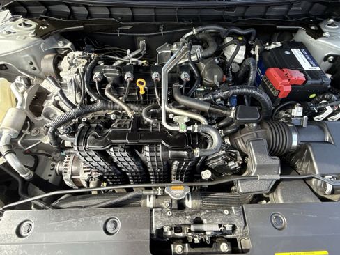 Used 2021 Nissan Altima 2.5 SR image 25