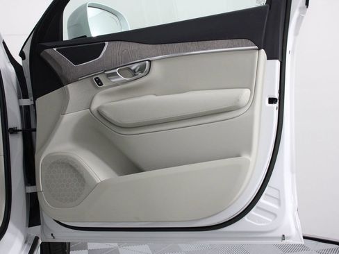 Certified 2023 Volvo XC90 T8 Core w/ Climate Package image 21