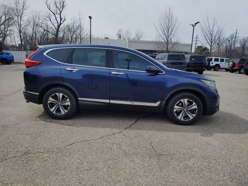 Used 2017 Honda CR-V LX image 6