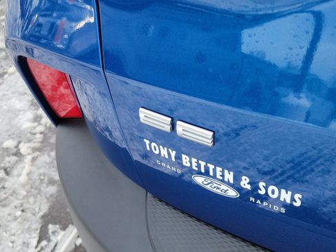 Certified 2022 Ford Escape SE w/ Convenience Package image 4