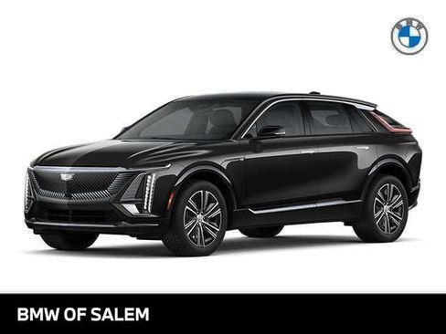 Used 2024 Cadillac Lyriq Luxury AWD/4WD image 1