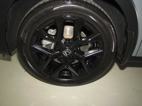 Certified 2024 Honda HR-V Sport image 24