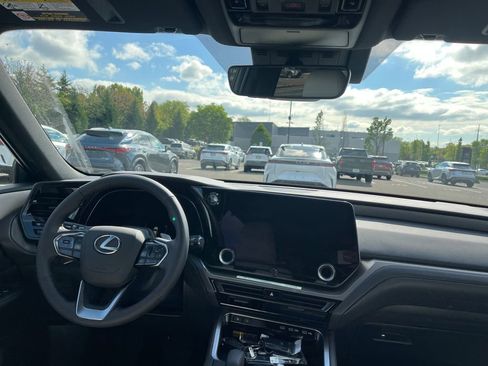 New 2026 Lexus TX 350 AWD image 9