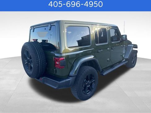 Used 2022 Jeep Wrangler Unlimited Sahara image 6