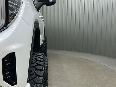 Used 2025 GMC Sierra 1500 Denali Ultimate image 16