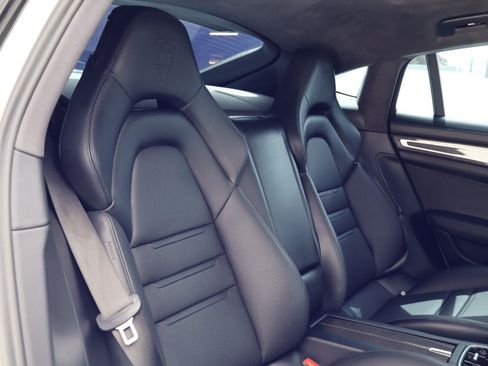 Certified 2020 Porsche Panamera GTS AWD/4WD image 23