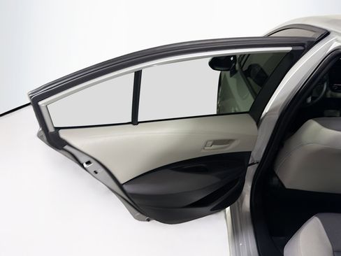 Used 2025 Toyota Corolla LE FWD image 26