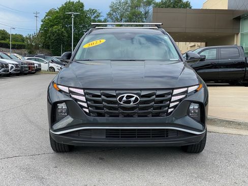 Used 2023 Hyundai Tucson SEL FWD image 2