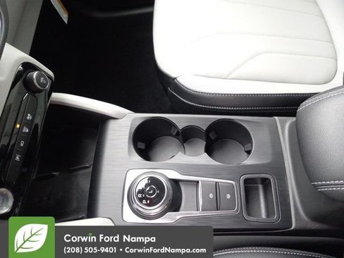 New 2025 Ford Escape SE w/ PHEV Premium Package FWD image 21