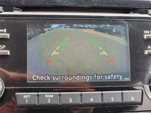 Used 2016 Nissan Rogue S w/ Appearance Package image 22