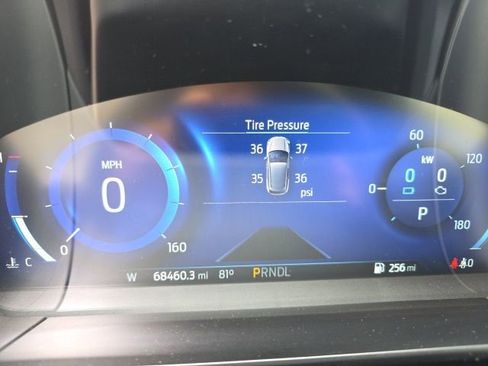 Used 2020 Ford Escape Titanium w/ Titanium Premium Package 2.0 image 7