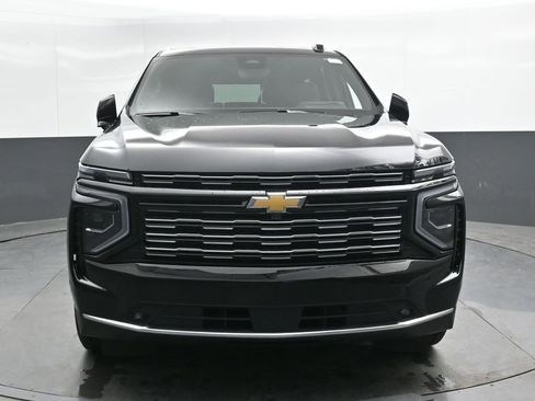 Used 2025 Chevrolet Tahoe High Country AWD/4WD image 6