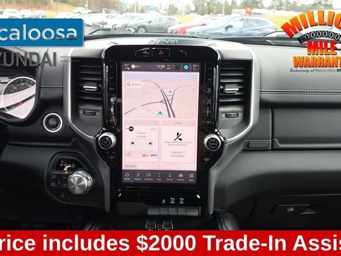 Used 2025 RAM 1500 Laramie AWD/4WD image 25