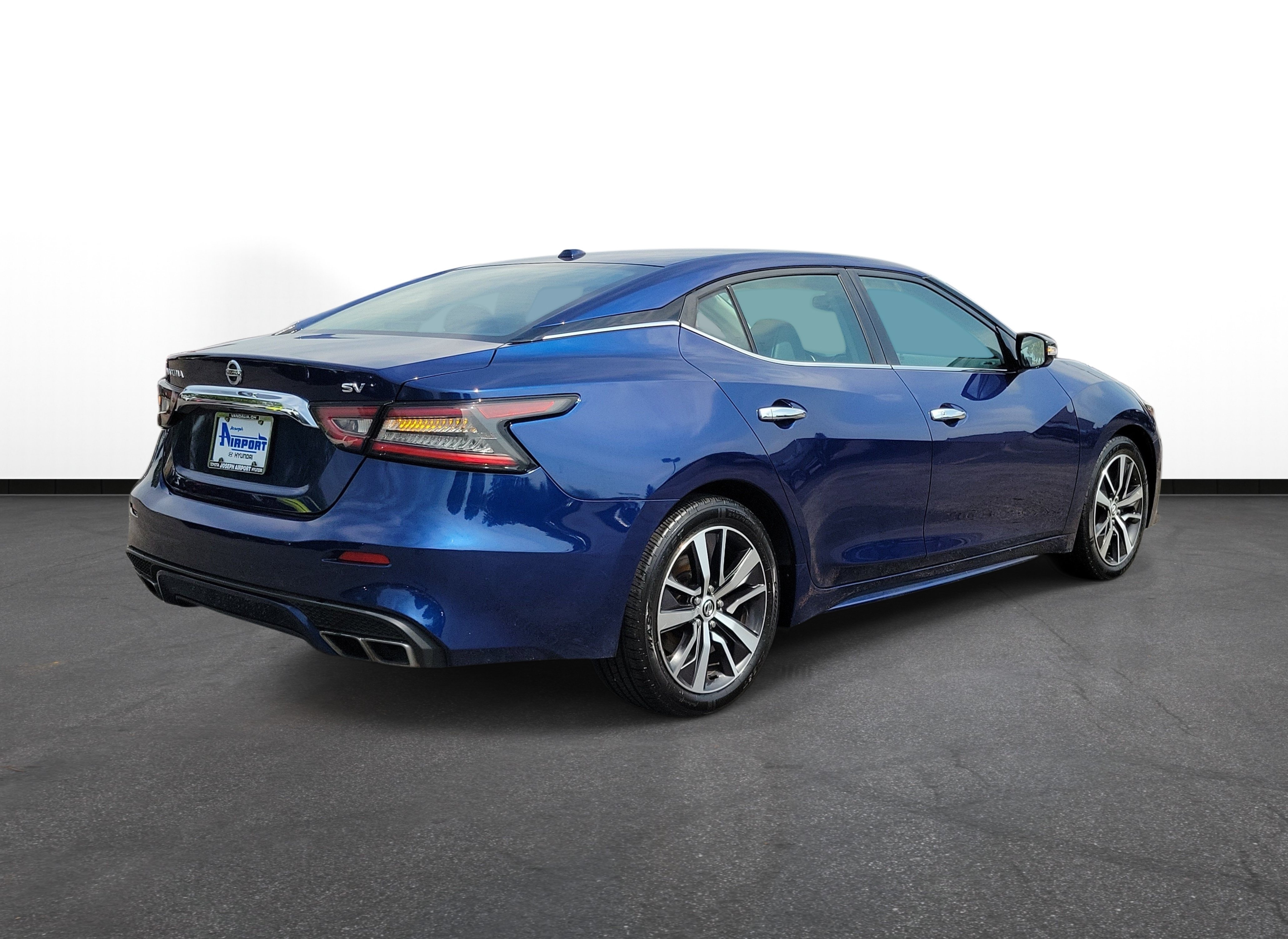 Used 2019 Nissan Maxima 3.5 SV w/ Floor Mat Group FWD image 4