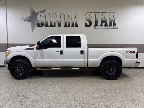 Used 2015 Ford F250 XLT w/ FX4 Off-Road Package AWD/4WD image 11