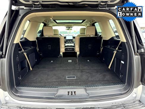 Used 2023 Ford Expedition Limited image 8
