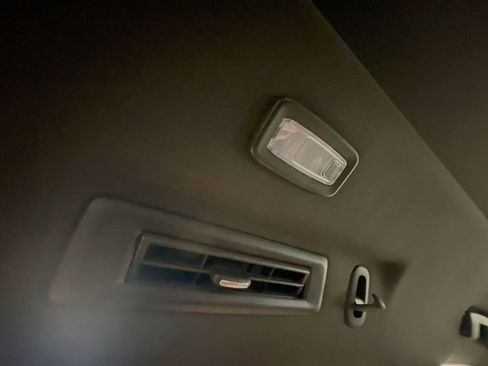 Used 2021 Chevrolet Tahoe Z71 w/ Rear Media and Nav Package image 22