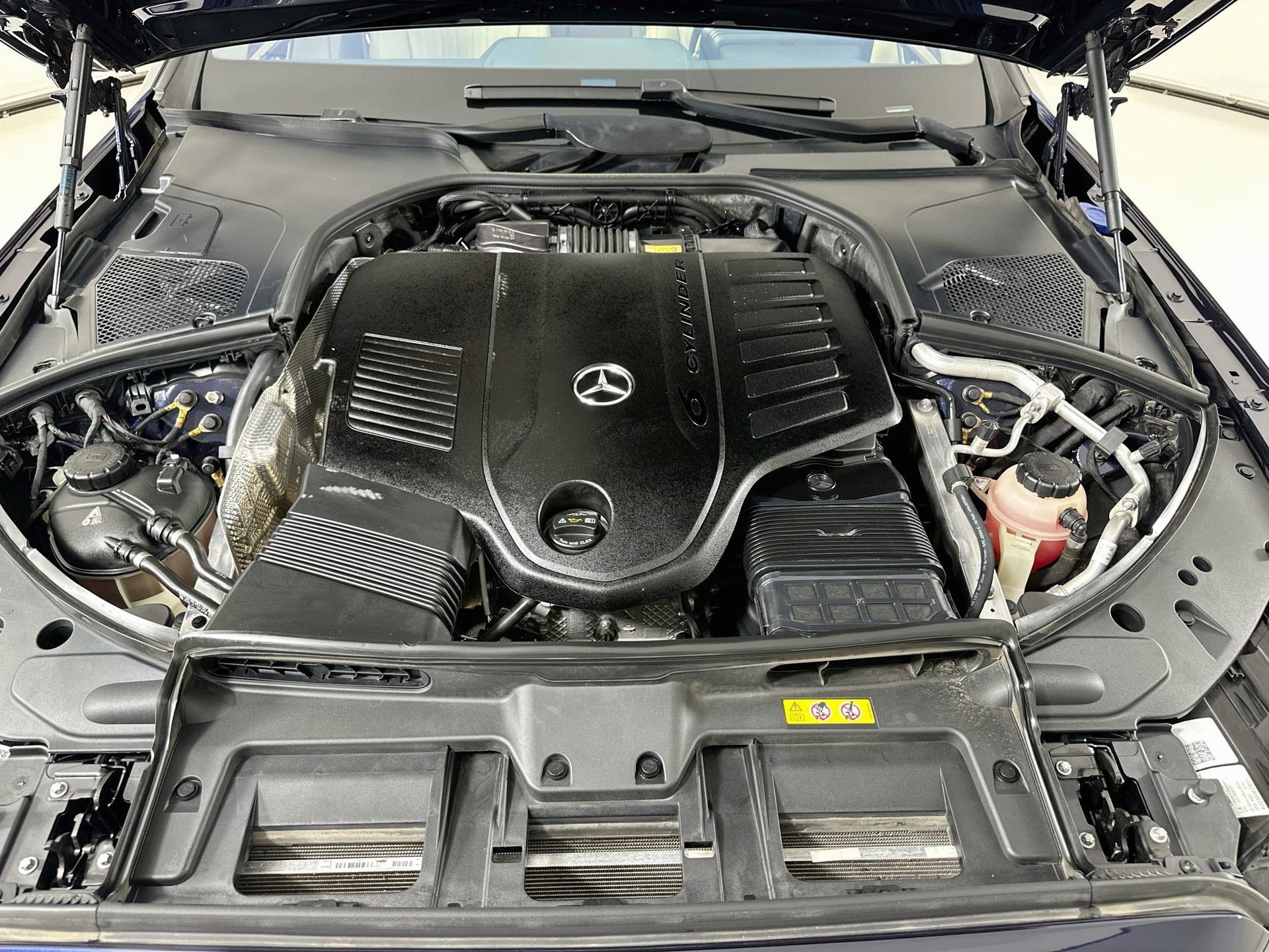 Certified 2023 Mercedes-Benz S 500 4MATIC image 33