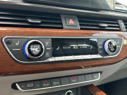 Used 2023 Audi A4 2.0T Premium Plus w/ Premium Plus Package AWD/4WD image 35