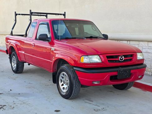 Used 2004 MAZDA B-Series Pickup 2WD Cab Plus B3000 w/ Convenience Pkg image 1