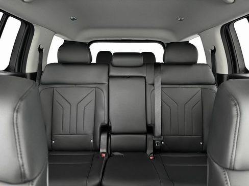 New 2025 Hyundai Santa Fe XRT image 16