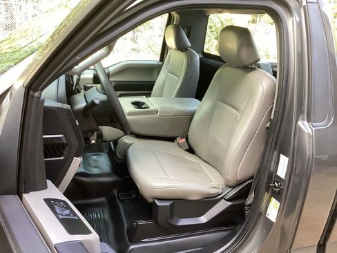 Used 2018 Ford F150 XL w/ Equipment Group 101A Mid RWD image 22