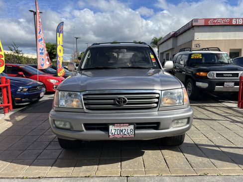 Used 2003 Toyota Land Cruiser image 3