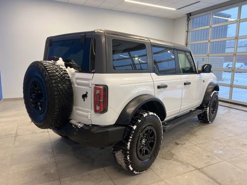 Used 2024 Ford Bronco Wildtrak image 5