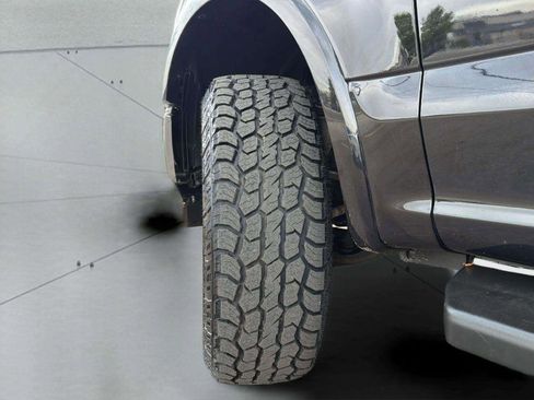 Used 2019 Ford F150 Lariat image 33