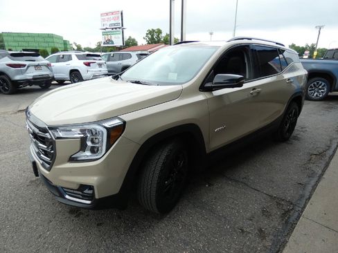 Certified 2022 GMC Terrain AT4 w/ Tech Package AWD/4WD image 6