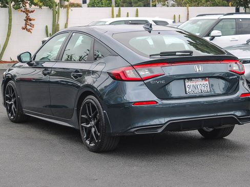 Used 2025 Honda Civic Sport image 7