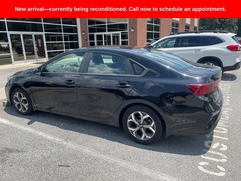 Used 2019 Kia Forte LXS FWD image 6