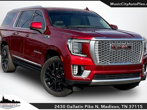 Used 2024 GMC Yukon XL Denali w/ Advanced Technology Package image 1