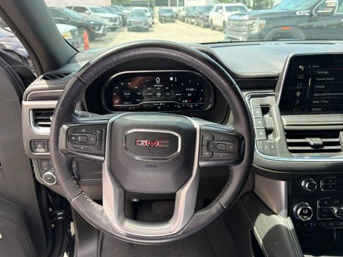 Used 2023 GMC Yukon SLT AWD/4WD image 27