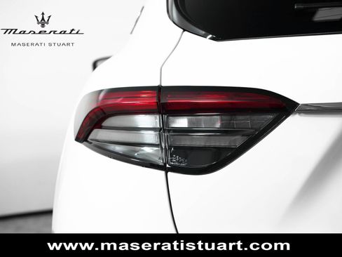 New 2024 Maserati Levante GT Ultima AWD/4WD image 14