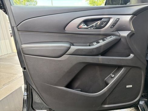 Used 2018 Chevrolet Traverse Premier AWD/4WD image 10