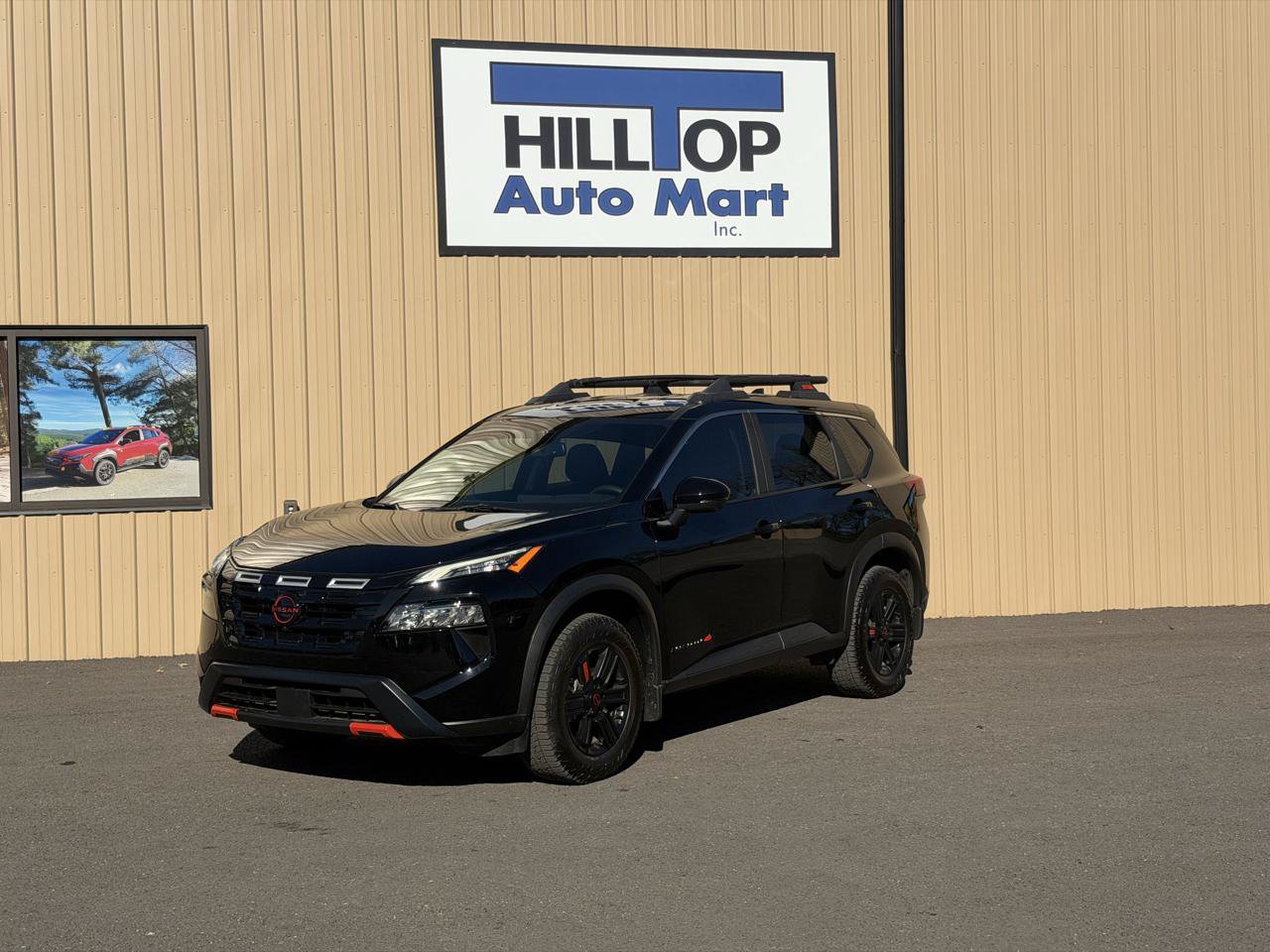 Used 2025 Nissan Rogue SV w/ Rock Creek Premium Package AWD/4WD image 5