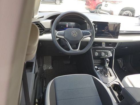 Certified 2025 Volkswagen Taos S FWD image 10