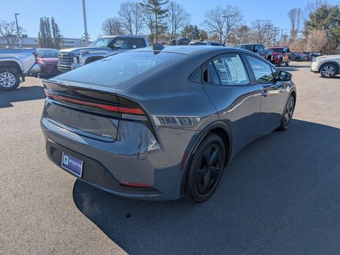 Used 2024 Toyota Prius LE image 6